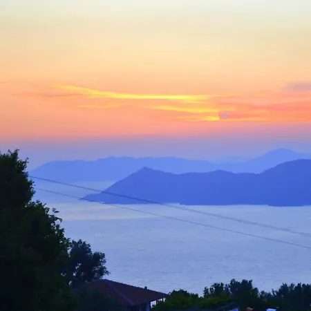 Montenegro Hotel *
