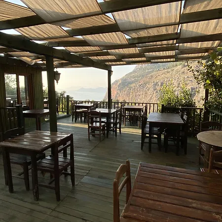 Montenegro Hotel *