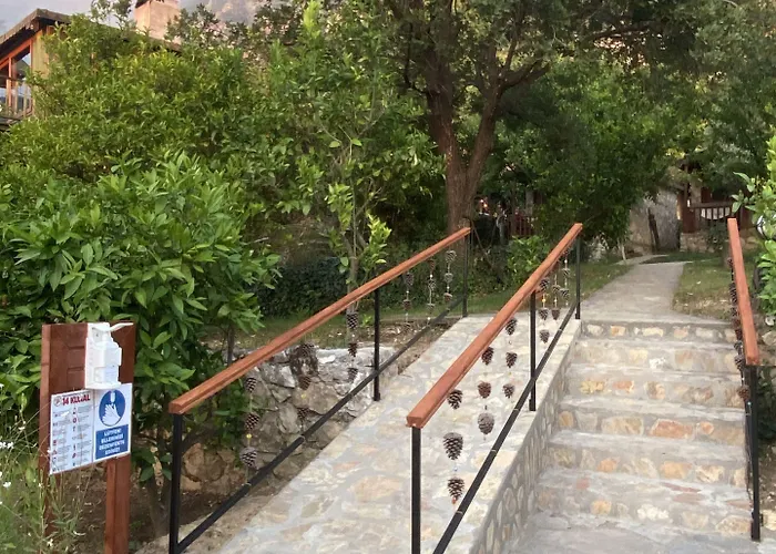 Montenegro מלון פאראליה