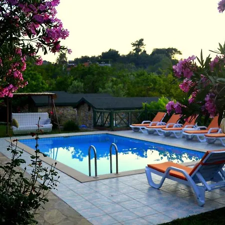 Montenegro Hotel *