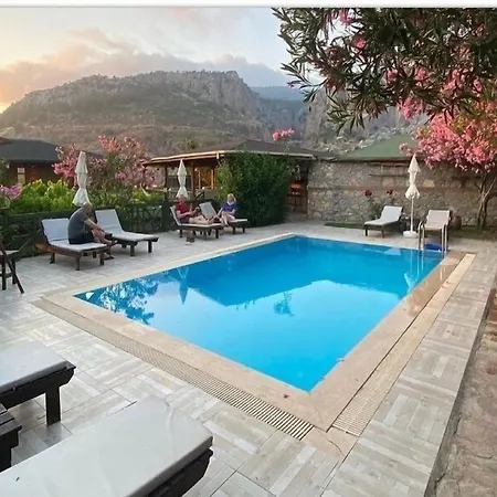 Montenegro * Faralya