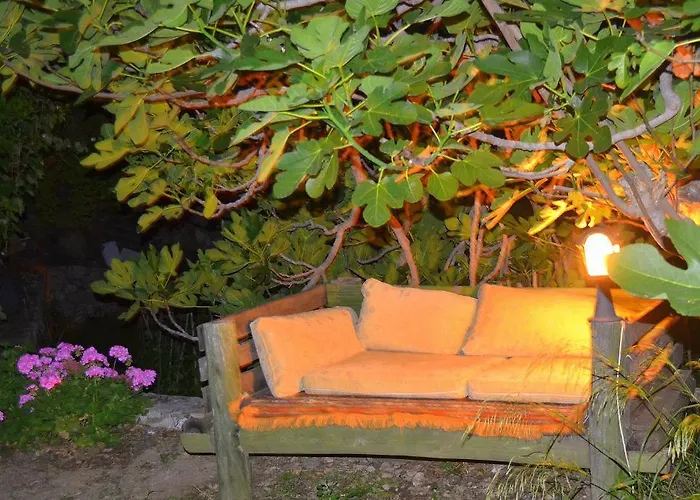 Montenegro * Faralya